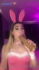 Thelexigrey - Anyone care to join me in the pool I don t want to go 