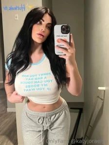 Katyjoraelyn - It s been a really long time since I ve gone outside my