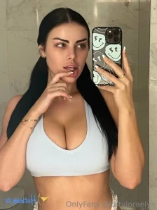 Katyjoraelyn - come on vacation with Miss Claus to make the nice list
