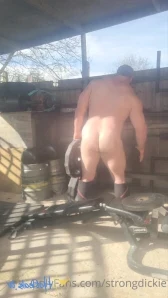 Strongdickie - Naked training You can almost smell and taste my sweaty
