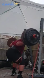 Strongdickie - Backing my big ass onto 10 and sliding in an out of my