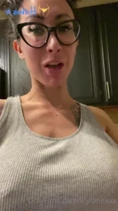 Lilylanexxx - Pretty in pink