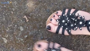 Pixiefeetnixx - Just a quick look at the toe prints in my sandals they