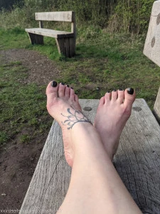 Pixiefeetnixx - Have a bootyful week