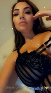 Madamsamantha11 - Is it time for another holiday