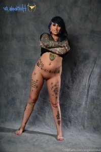 Angelvicious - It s beginning to look a lot like Christmas