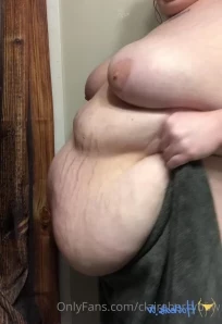 Claireberrybbw - Being a sneaky slut at my desk Can you believe I had