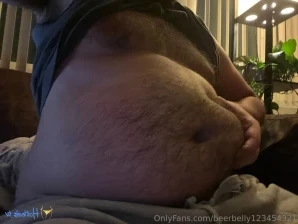 Beerbelly123454321 - Shrunk a cute guy and ate him VORE