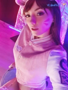 Carrykey_cosplay - Sending kisses