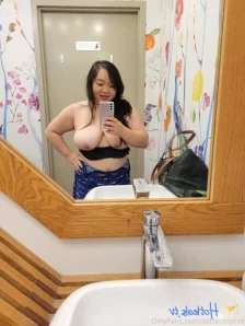 Softersophie - Try to distract me from Persona I dare ya onlyfans