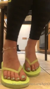 Missadventuretoeskat - Post gym feet for you