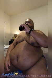 Blkhole420 - Work chug amp bloat under desk view