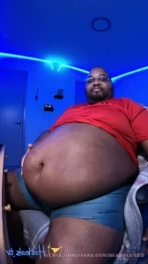 Blkhole420 - Bloated horny and ready for bed