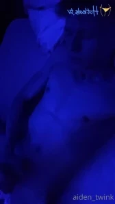 Aiden_twink - How often do you wank yourself to my content 