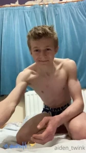 Aiden_twink - Like a baseball bat