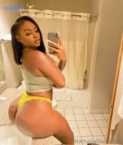 Brazilianhottiiee - I hope your night is as nice as my butt