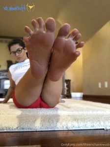 Theenchantressb - A little dippin and teasing