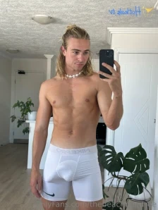 Thebeachbumfree - NEW HUNK NEW SEXTAPE well well well you all thought part 2