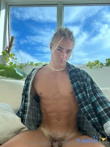 Thebeachbumfree - NEW HUNK NEW SEXTAPE well well well you all thought part 2