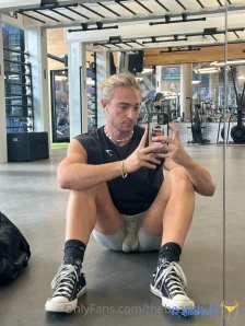 Thebeachbumfree - CUM JOIN thebeachbum FOR 50 OFF TO SEE MY UPGRADED part 2