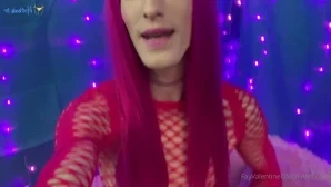 Fayvalentine69 - Wiggle Wiggle 4 VIDEOs IN ONE POST scroll over
