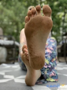 Porcelainfeets - Wish you were here