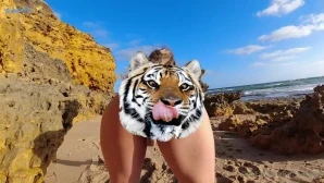 Aussietwerk - 35 DAYS UNTIL HALLOWEEN What do you wanna see this year part 4