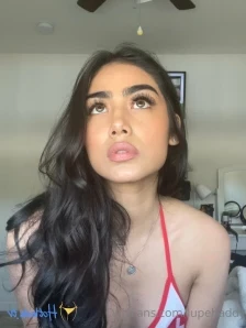 Lupebaddy - This Cute Sexy Latina Girl has been lonely for quite