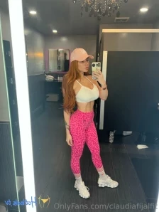 Claudiafijalfit - Wanna help me get out of these part 6