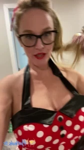 Mrssiren - Think he can handle both of us DM