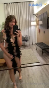 Ariellescarcella - The star of this page