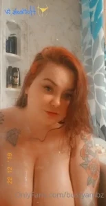 Bustyambz - Do you like it when I play with my wet Titties