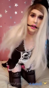 Angela_allure - Im a naughty little slut what are you going to do with