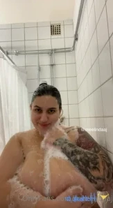 Meelindaaj - The lovely outdoor shower I had at the cabin I rented