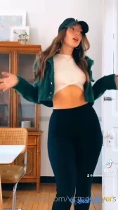 Victoriamyers - You want longer naughtier content Go sub to my NSFW part 9