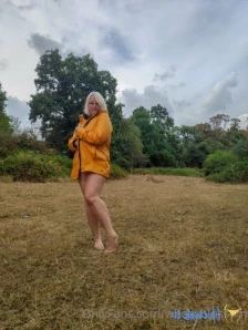 Witchyblossom - I m your meal for your picnic already on the table